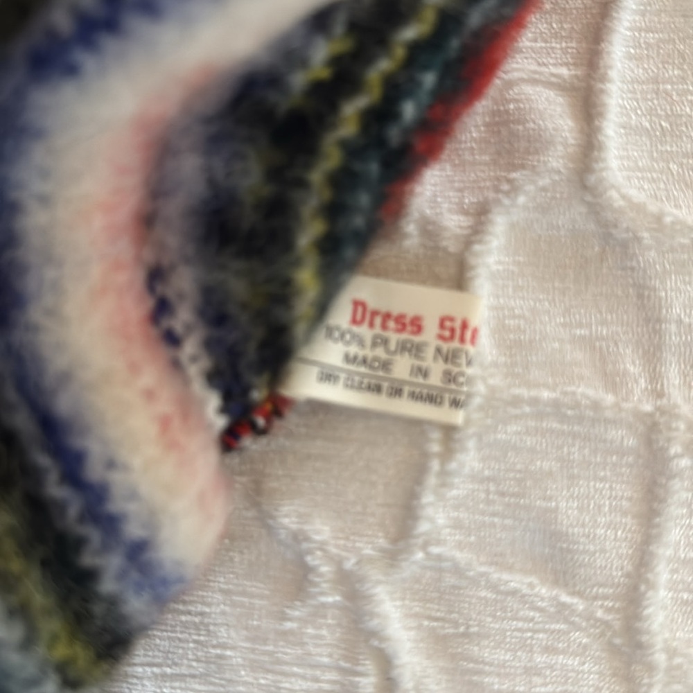 Vintage Andrew Stewart Multicolor Wool Beret with pom - Picture 4 of 4